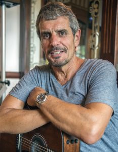 Acoustic celebration of town's music