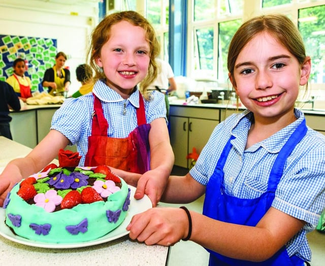 Woking pupils enjoy junior bake off