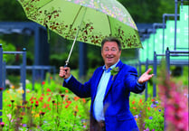 Alan opens new Wisley welcome centre