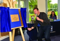 Dermot O’Leary opens new centre at Hoe Bridge School