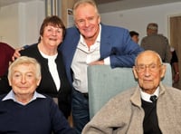 Bobby Davro visits hospice ahead of charity gala