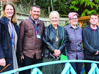 Mayor of Woking visits Hopes and Dreams Garden