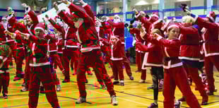 Santas run for Woking hospices