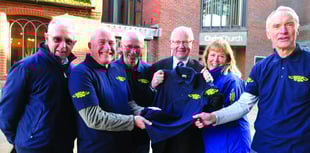 Woking Street Angels presented with new summer uniforms