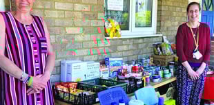 Community food table helping residents