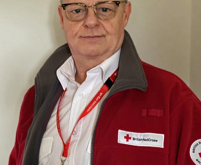 Red Cross volunteer awarded for pandemic service