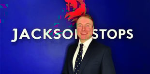 Estate agent returns to his roots to run own office