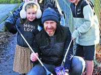 Youngsters tackle litter build-up