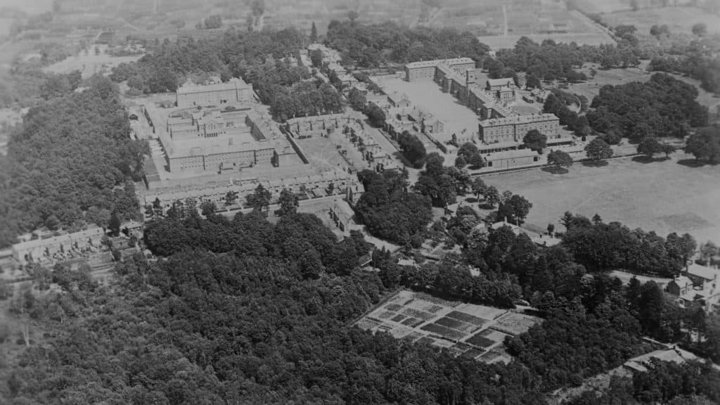 Fall in for lesson about military officers’ school wokingnewsandmail