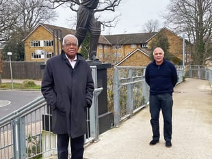 Veteran newsman in Woking to champion COVID jab