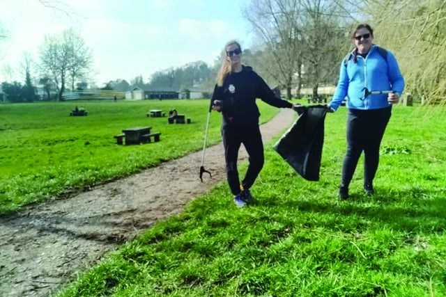 Friends set up walking group to tackle littering