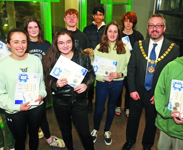 Life savers receive their awards
