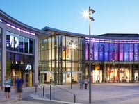 Questions put to council as Peacocks’ centre owners go into administration