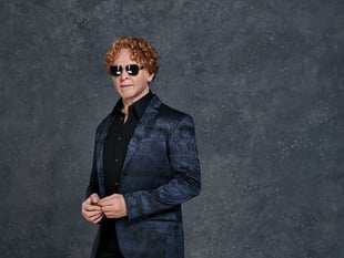 Simply Red still holding back the years with up-tempo Sandown set