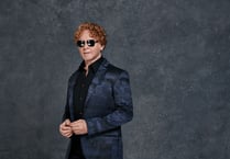 Simply Red still holding back the years with up-tempo Sandown set