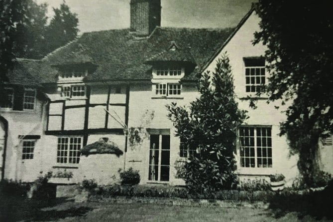 the-curious-marriage-of-arthur-and-our-hannah-wokingnewsandmail-co-uk