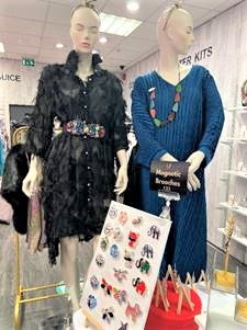 Pop-up boutique from fashion show designer