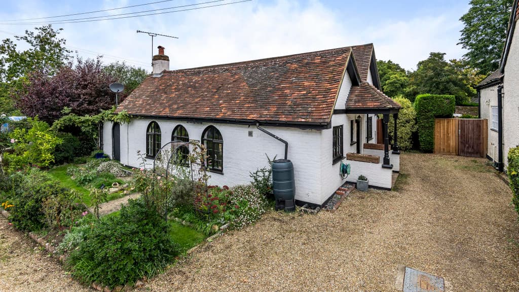 Woking houses full of history for sale wokingnewsandmail.co.uk
