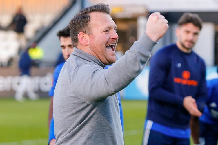 Woking manager Darren Sarll.