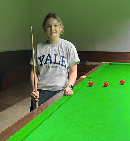 Woking snooker star Jasmine Bolsover.