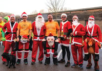 Horsell Runners dress for fun on Reindeer route