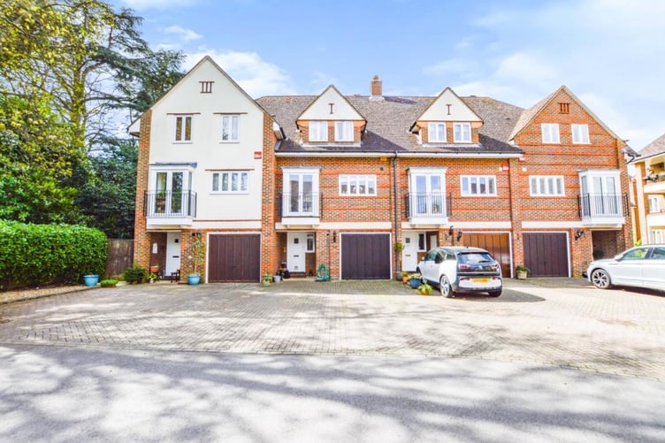 woking auction