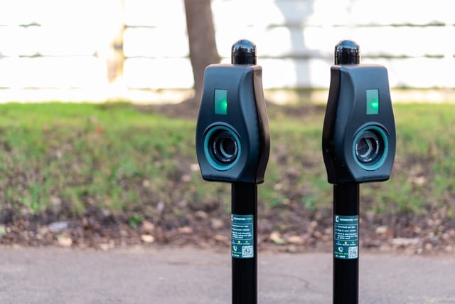 New deal aims to rollout power to the people driving electric cars