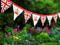 Churches combine to stage coronation garden party