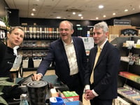 Lib Dem leader lambasts rising energy costs during Woking visit