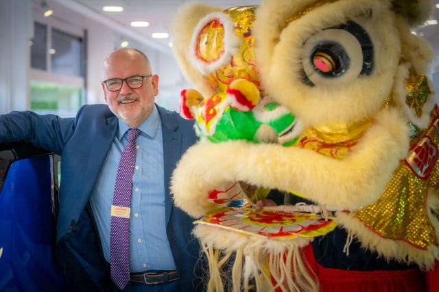 Enter the Dragon Boats - hospice fundraiser takes to the water