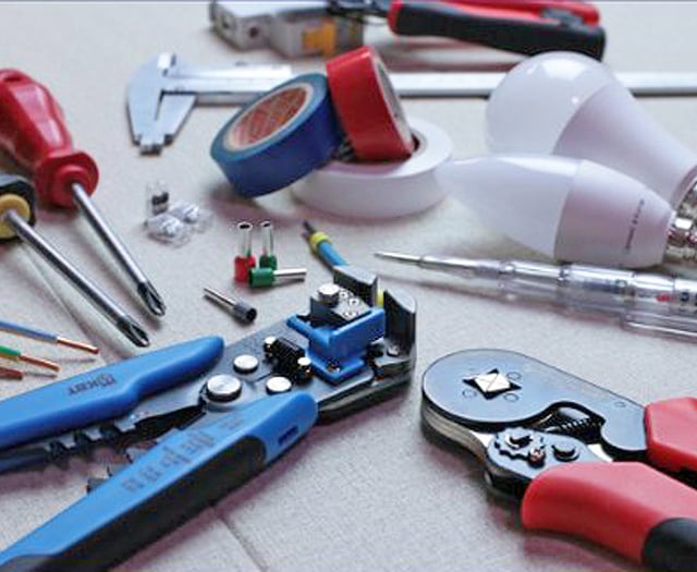 Woking Repair Cafe opens its doors at Goldsworth Park church