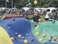 Woking Cubs and Brownies among nearly 3,000 at activity day