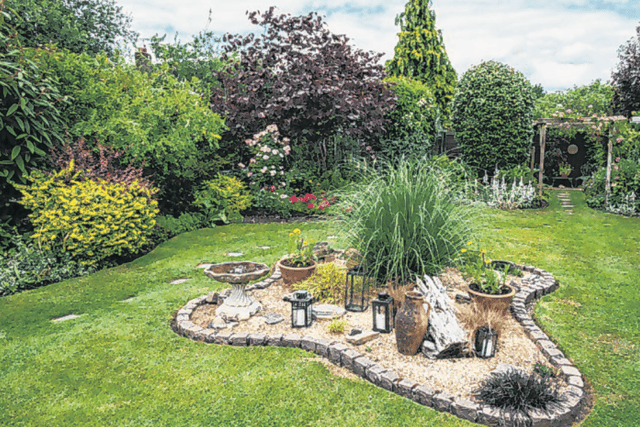 Something for everyone on Horsell Garden Safari