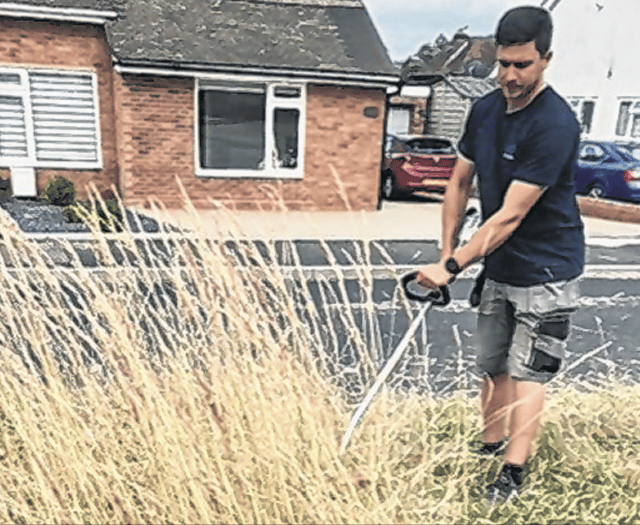 Fed-up residents deliver sharp response to council over grass cutting