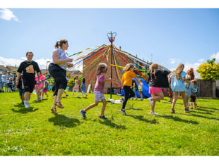 Sun shines and aids big turnout for Lakeview Community Fun Day return