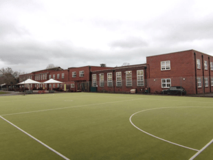 South Farnham School named Surrey’s best-performing primary school