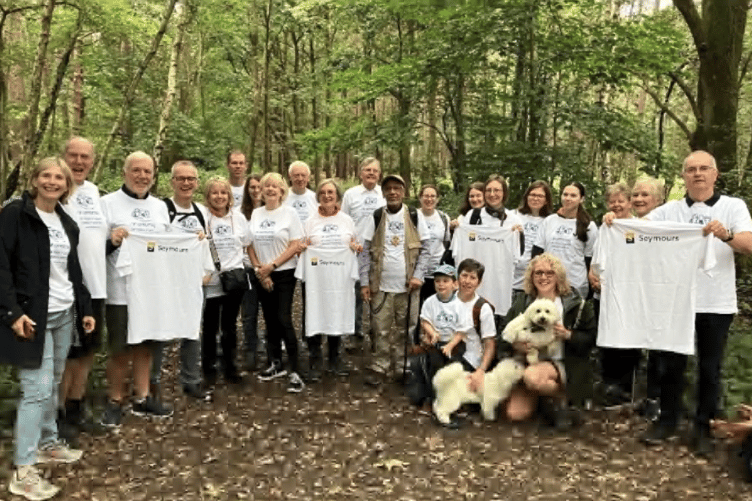 The Mayor and the other walkers on the common