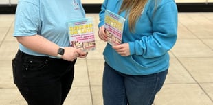 Operatic society's sunshine cheers town centre