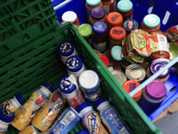 Fewer food parcels handed out in Woking – despite record-breaking summer across England