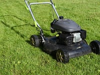 Expert warns that this could be the last weekend to mow your lawn