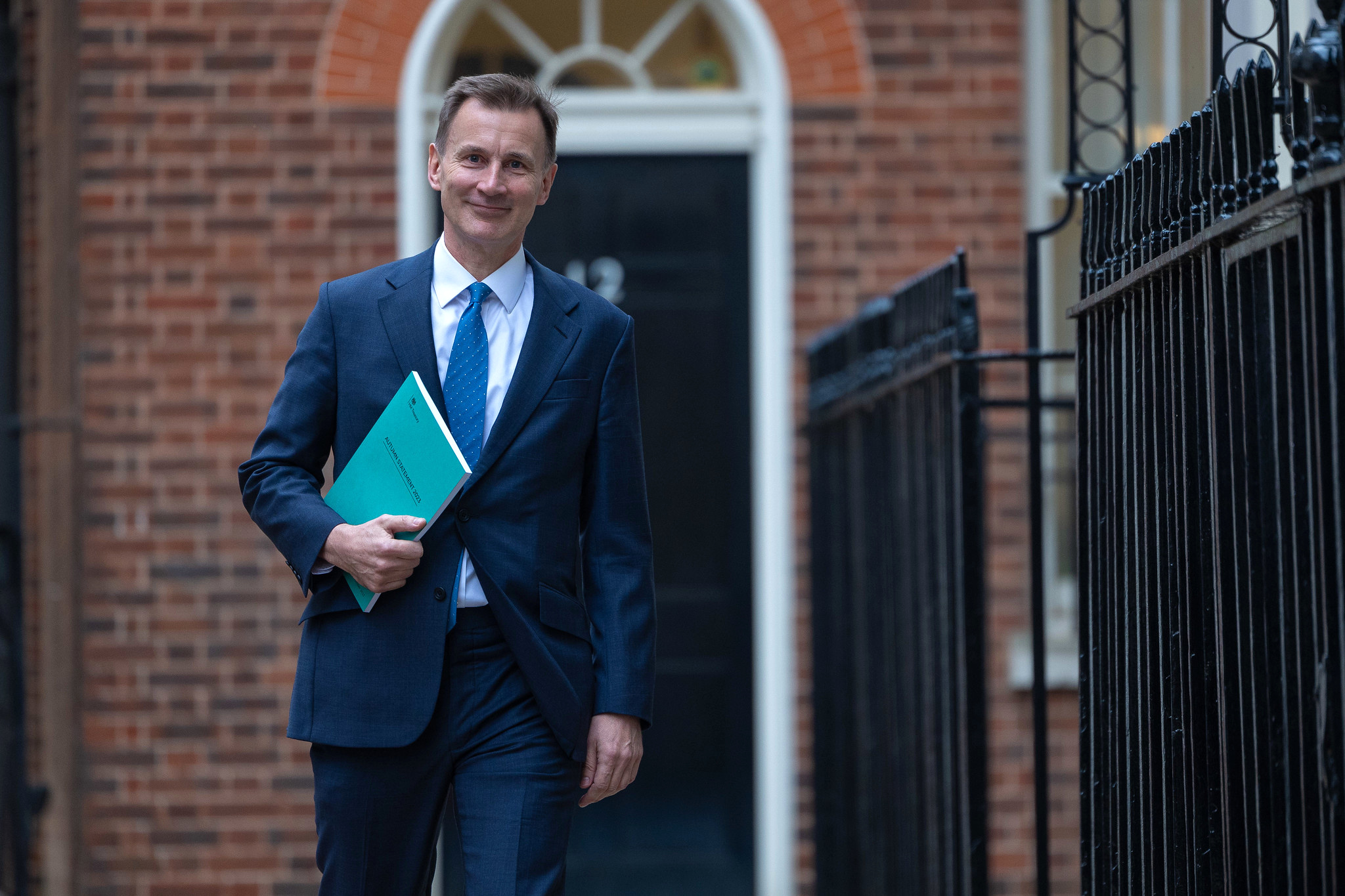 Jeremy Hunt retains seat 