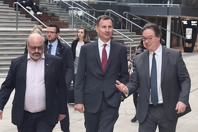 Chancellor Jeremy Hunt joined Jonathan Lord in Woking during 2023 to discuss pressing financial matters both national and local