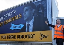 Lib Dem leader Sir Ed Davey brings 'Tory removal service' to Surrey
