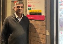 Knaphill‘s sub-postmaster urges public not to boycott Post Office