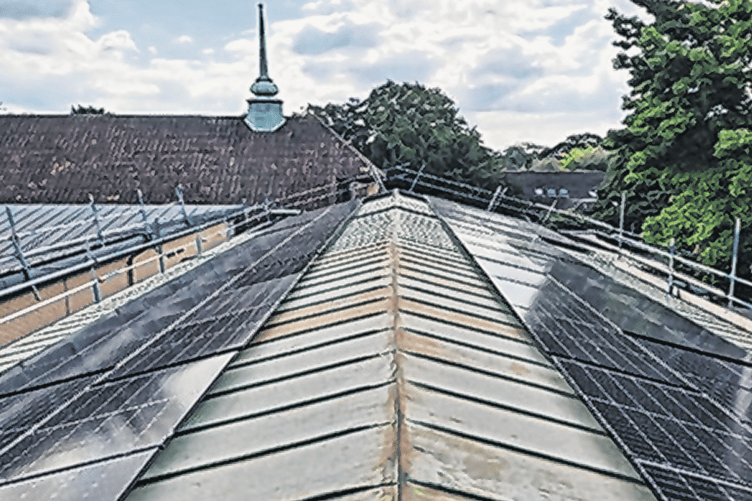 Woking Reformed Church building is entirely powered by the sun
