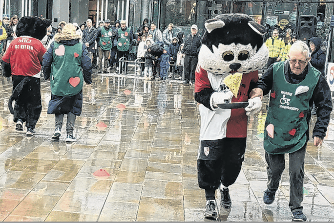 KC Kitten, from Woking Football Club, was the quickest of the three mascots in the event that raised £600 for ShopMobility