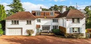 "Quintessential" £2m country house for sale with golf club access 
