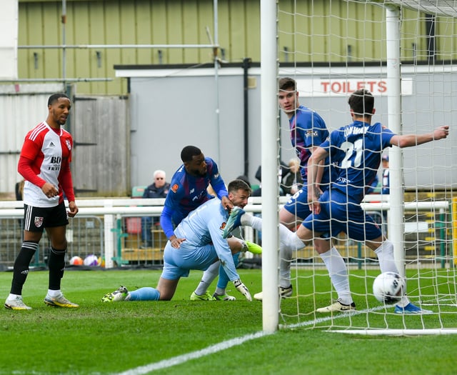 Woking seal survival with comprehensive final-day win