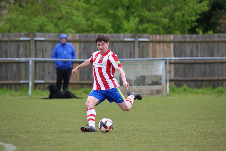 Action from Guildford City's 2-0 defeat at Tadley Calleva (Photo: Hazel Worthy)