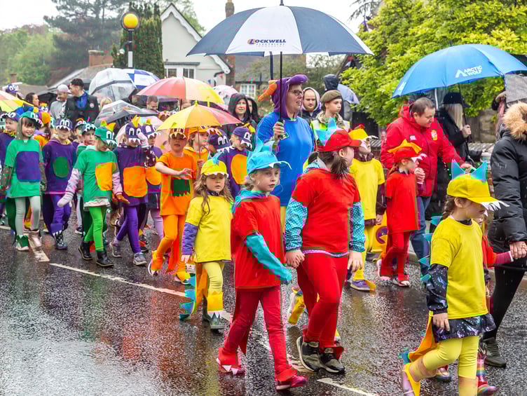 West Byfleet Guides and Brownies at the Chobham Carnival procession
